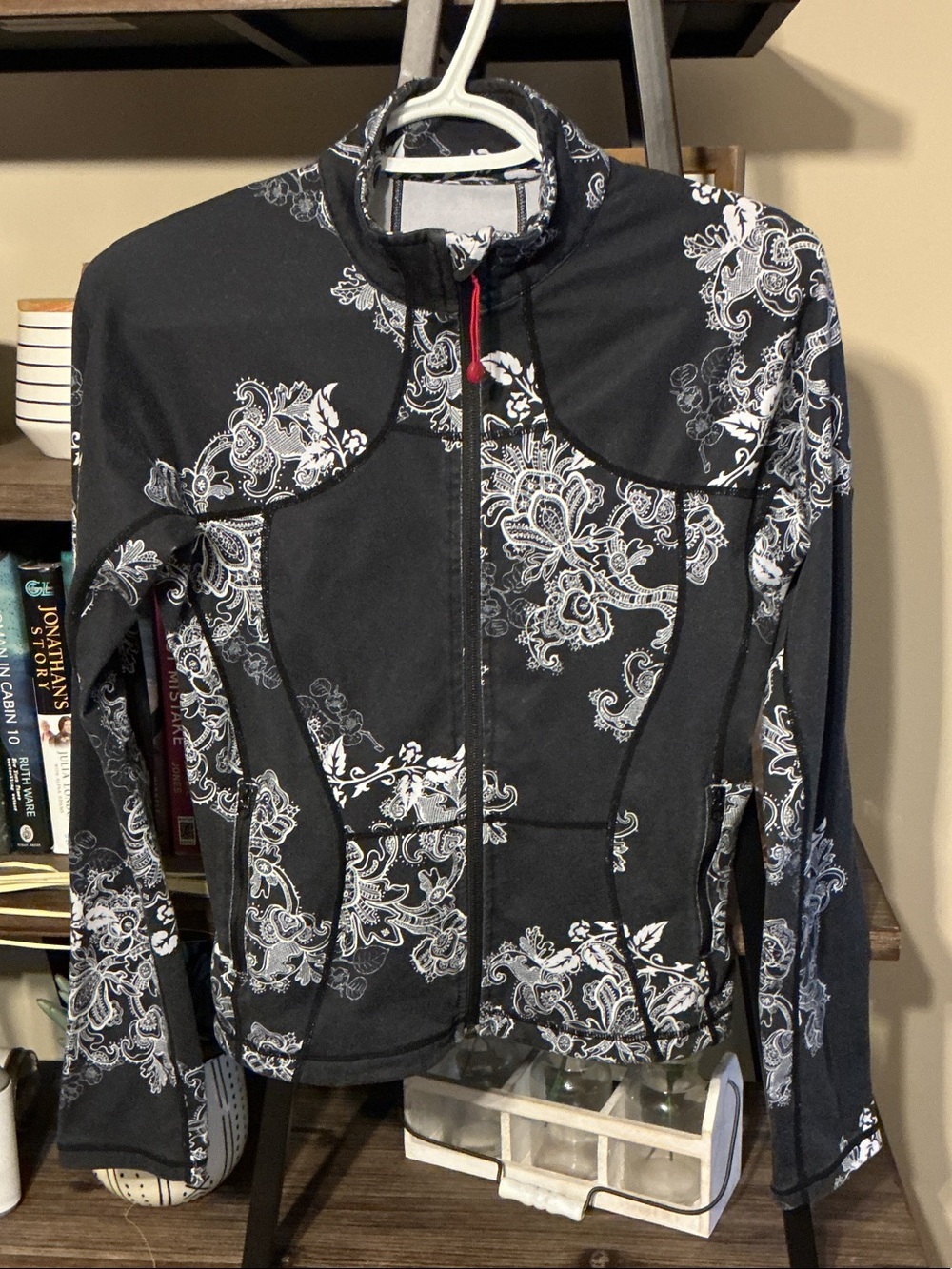 lululemon athletica Black and White Floral Zip Fitted Jacket